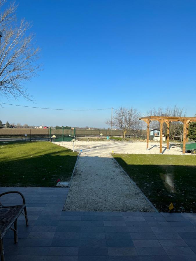 Pioppi Neri R&B Bed & Breakfast Felino Dış mekan fotoğraf