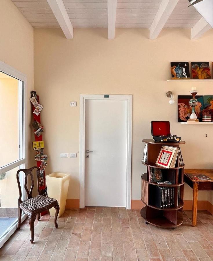 Pioppi Neri R&B Bed & Breakfast Felino Dış mekan fotoğraf